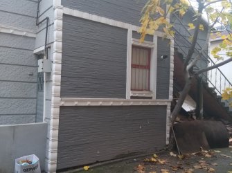 Çayırova Akse'de Satılık 2 Daire + Dükkanlı Komple Bina